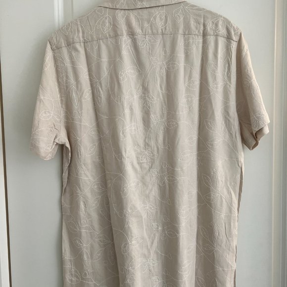 Express Embroidered Leaf Rayon Short Sleeve Shirt - Picture 2 of 2